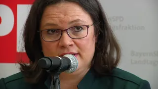 Wahlkampfdämpfer - SPD-Vorsitzende Nahles verstimmt mit Regierungskompromiss im Fall Maaßen die ba
