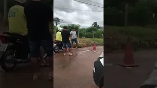 Acidente envolvendo carro e motocicleta deixa uma vítima fatal em Alvorada do Oeste