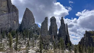 Cathedral Spires Trail - Needles Highway