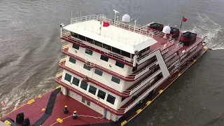 Motor Vessel MISSISSIPPI (Worlds Largest Towboat) Departing Cape Girardeau, MO - USA