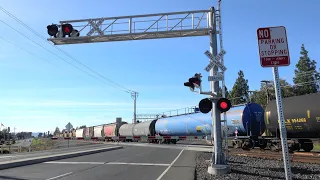 [New E-Bells] UP 9916 Manifest Train West, E. Tabor Ave. Railroad Crossing, Fairfield CA