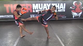 Fahsuchon Sit-O teaches "Teep Saifah" (side push kick)