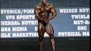 King Kamali - Mr Olympia 2002 - posing routine