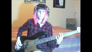 94 Nirvana - Dive - Bass Cover by Silvia Skull #nirvana #kurtcobain #davegrohl #kristnovoselic