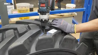Schaumgefüllte Reifen halten Ihre Hubarbeitsbühnen einsatzbereit