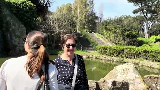 Parco del Lago dell'EUR. Roma / Озеро Рима Eur : Сад водопадов.