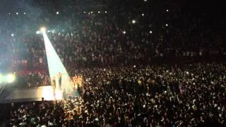 Jay Z & Kanye West - Ni**as In Paris Live @Paris Bercy 02/06/12