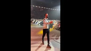 Atif Aslam Singing his Famous Drama OST at Hum Awards