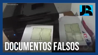 Polícia descobre apartamento no centro de SP onde criminosos falsificavam documentos públicos