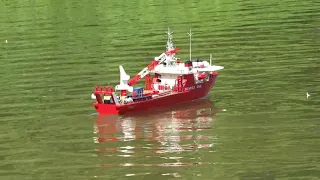 Schaufahren Schiffsmodelle (Offshore) - Parksee - Planten un Blomen - Hamburg - 2024