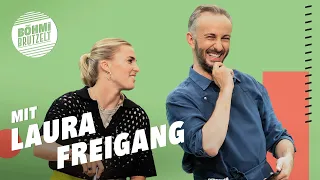 Der Bankwärmer und die Nationalspielerin – BÖHMI BRUTZELT mit Laura Freigang