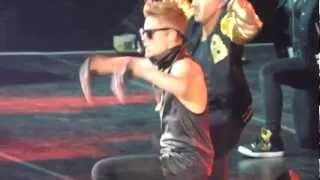 Beauty And A Beat- Justin Bieber Hot 99.5 Jingle Ball 12/11/12