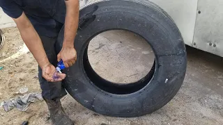 FASTEST WAY TO REPLACE AN 18 WHEELER TIRE - TIPS AND TRICKS - HOW TO