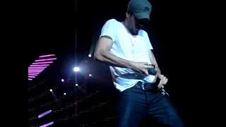 Enrique Iglesias - Be With You (Live in New Jersey, 2008)(taking picture in his pants) 4K HD