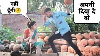 मिट्टी का बर्तन बनाने वाली भाभी से 🤔 Prank (Special Diwali) @LuchchaVeer