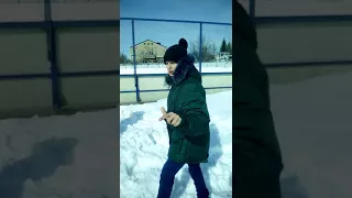 Пародия на " Как побить снеговика ⛄!"