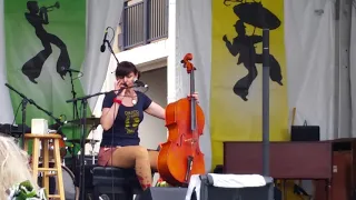 Helen Gillet Jazzfest 2016