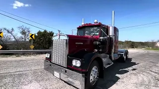 1965 Kenworth W900A - Walk-around