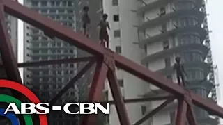 Bandila: Ilang kabataan, tumatalon sa tulay para maligo sa Ilog Pasig