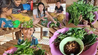 Eating with chilly paste and vegetables 🥬🌶️😋