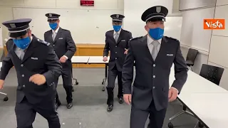 Jerusalema Challenge, la bellissima performance della Polizia svizzera