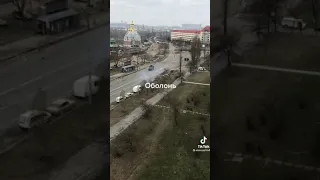 В Киеве не поделили дорогу автомобиль гражданской обороны и БМП ВСУ,