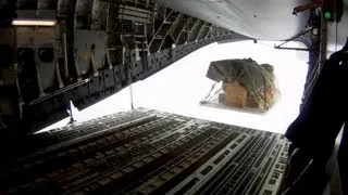 C-17 Globemaster III Air Drop 105mm Howitzer