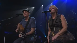 James Taylor on Austin City Limits "You Can Close Your Eyes" (with Shawn Colvin)