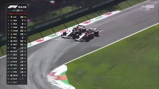 Carlos Sainz overtake on Sergio Perez Italian GP 2022