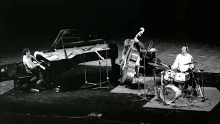 Keith Jarrett Trio Live at Musikhalle Fabrik, Hamburg - 1989 (full concert, audio only)