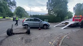 Ford Fiesta back axle falls off while driving… Roadside rescue