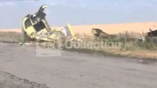MH17: INVESTIGATORS AT CRASH SITE