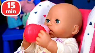 La muñeca bebé Annabelle tiene hambre y quiere su biberón. Videos de juguetes para niñas