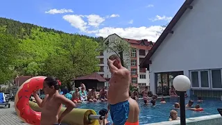 Cum este la piscina cu apa termala Căciulata. 3 Mai 2021