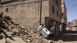 Fast 2.900 Tote: Wettlauf gegen die Zeit nach Erdbeben in Marokko