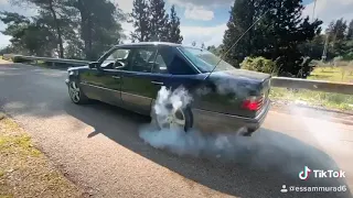 Burnout Mercedes-Benz w124 (Engine 3200cc)