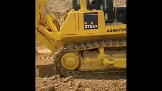 KOMATSU D275AX-5 BULLDOZER