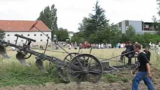 Csatári Sándor, szántás gőzekével, Keszthely múzeum (2010)