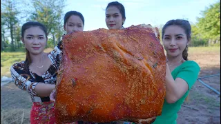 Wow pork roasted cook recipe with my big family - Amazing video