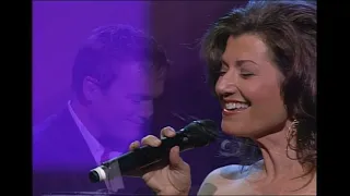 Michael W Smith Tribute w/Amy Grant & American Idol Contestants (39th Dove Awards)