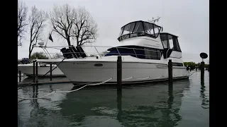 1993 Carver 390 Cockpit Motor Yacht; SOLD