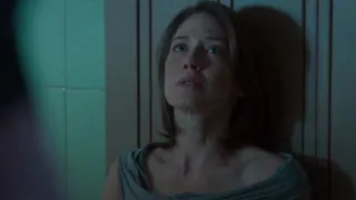 The Leftovers, Kevin and Nora meet for the first time. Discuss cheating. S01 E04