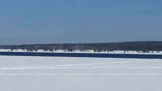 Льдину с рыбаками оторвало на Белоярском водохранилище. ( присутствует мат)