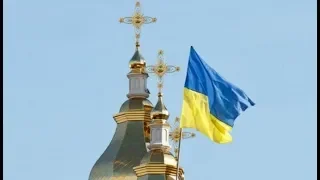 Ukraine wins approval for historic split from Russian church.