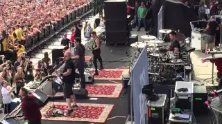 Breaking Benjamin So Cold ROTR side stage