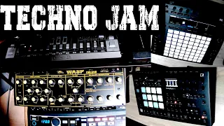 Elektron Rytm Mk2 vs Behringer WASP & TD3 - Techno JAM 4k (2021)