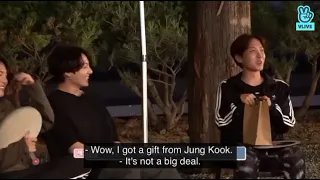 BTS💖 members giving😍 gifts to each other in last episode 🤗#subscribe for more videos 👍