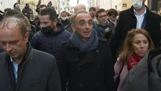 French far-right Eric Zemmour wanders the streets of Marseille | AFP