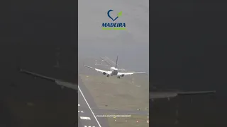 Fantastic Boeing 737-900 Landing