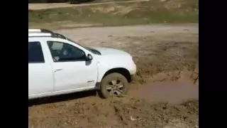 Dacia duster off road